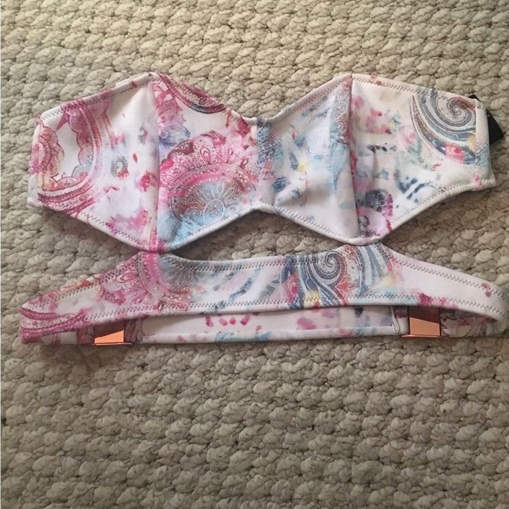 Victoria’s Secret swim top, pink blue white with a paisley pattern nwt!